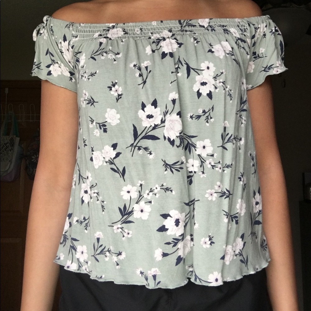 off the shoulder american eagle shirt